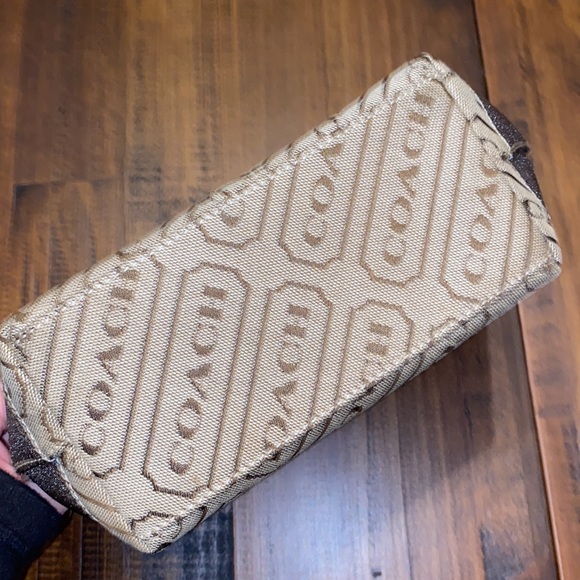 Coach Signature Mini Bag - Picture 3 of 7